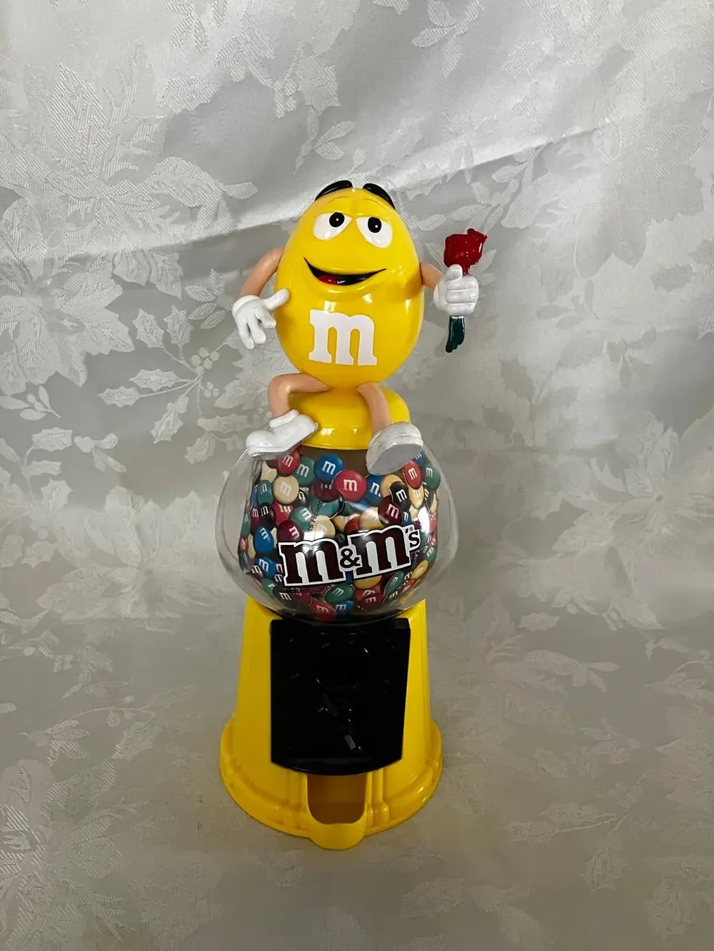 M&M's World Yellow M&M Rose Candy Dispenser Bank 13